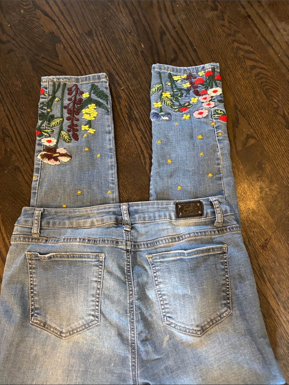 Earl Jeans Light Blue Jeans with Floral Embroidery - Picture 6 of 7